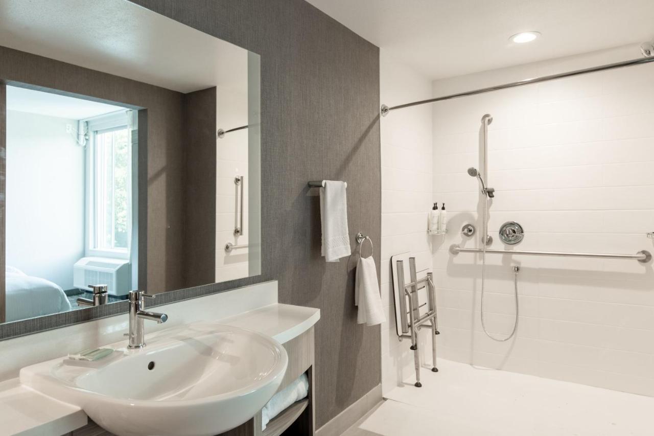 Springhill Suites By Marriott צ'סטר מראה חיצוני תמונה